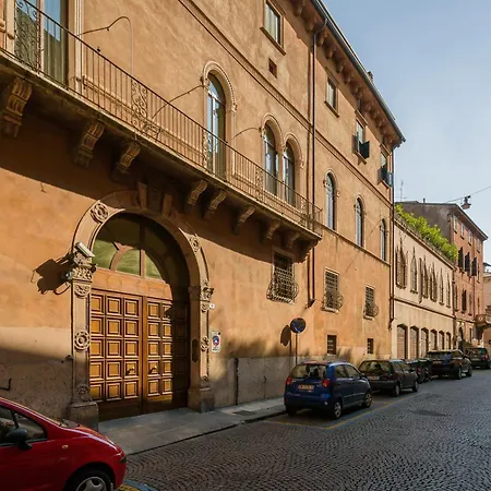 Apartment Leoncino 9 *